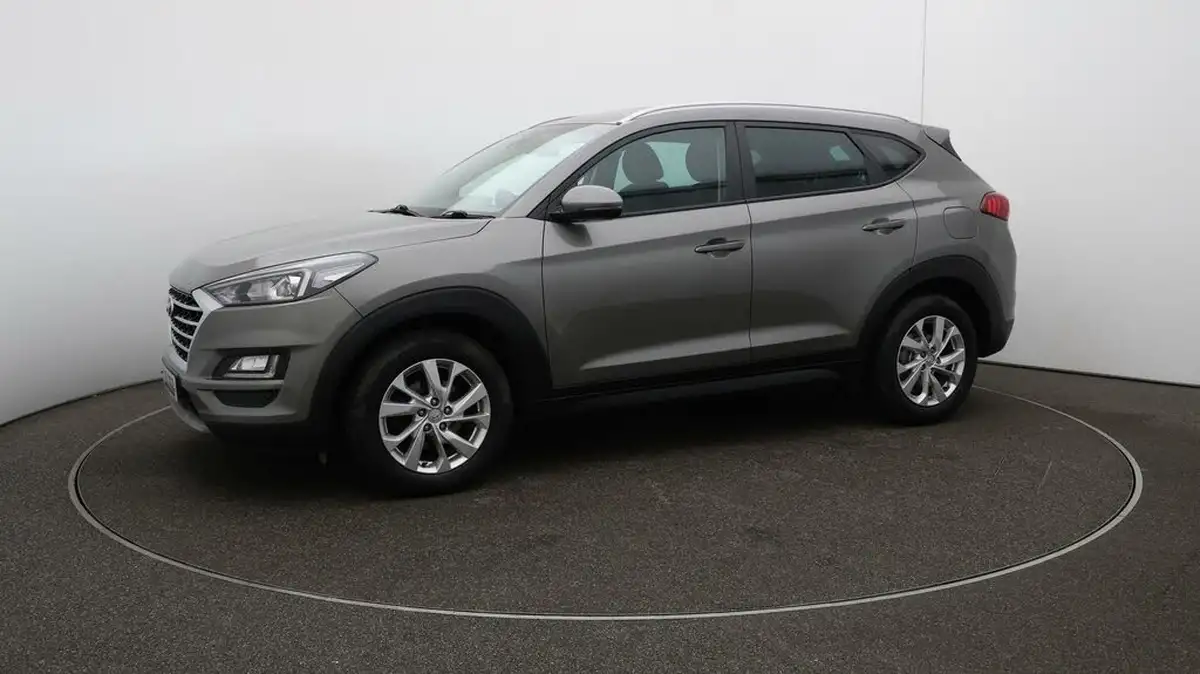 2019-hyundai-tucson-16-t-gdi-se-nav-dct-big-66