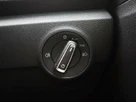 2019-volkswagen-t-roc-10-tsi-se-small-35