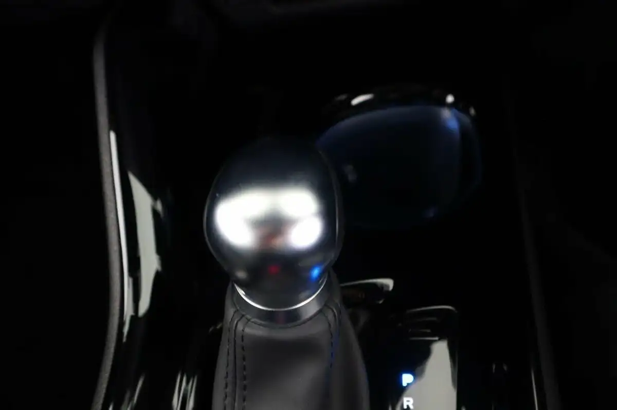2023-toyota-c-hr-18-vvt-i-design-120bhp-big-49