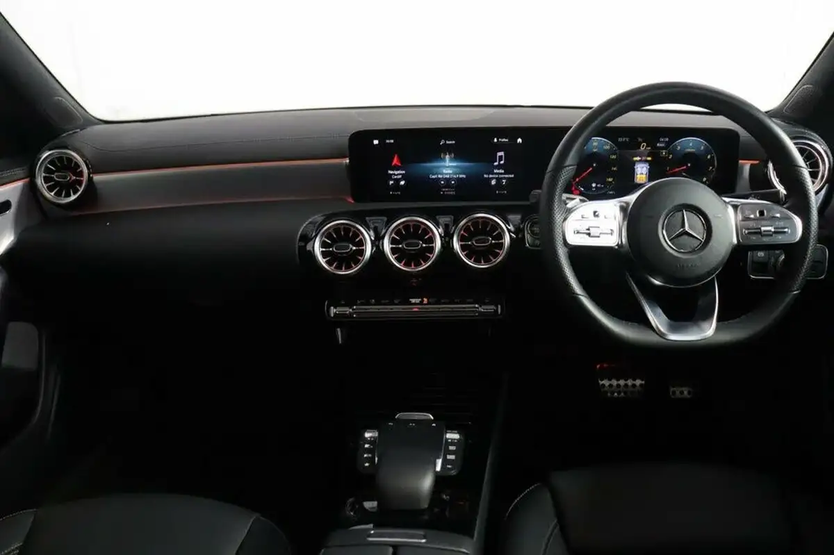 2022-mercedes-benz-cla-20-cla-250-amg-line-premium-plus-coupe-4d-big-8