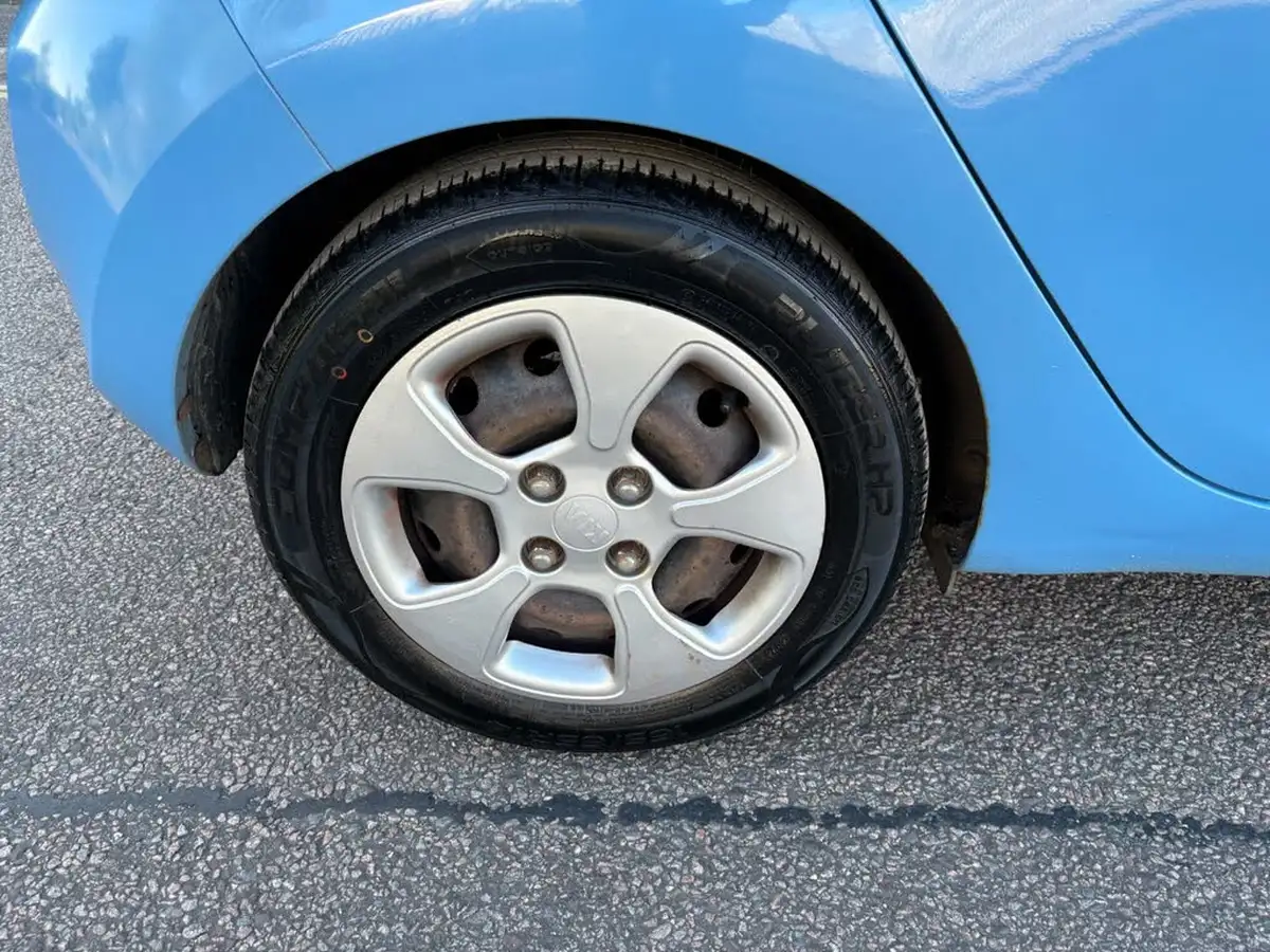 2012-kia-picanto-10-picanto-1-5d-big-54
