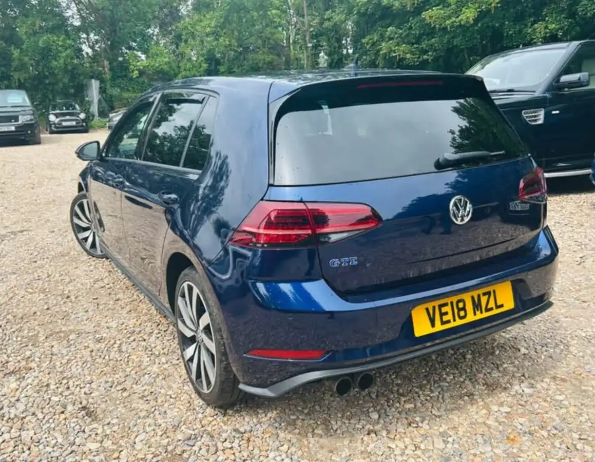 2018-volkswagen-golf-14-tsi-gte-advance-big-3