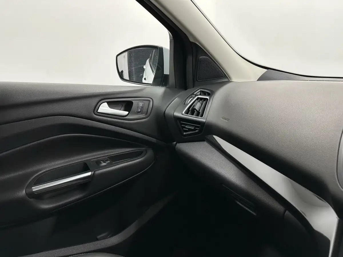 2017-ford-kuga-20tdci-titanium-150ps-big-20