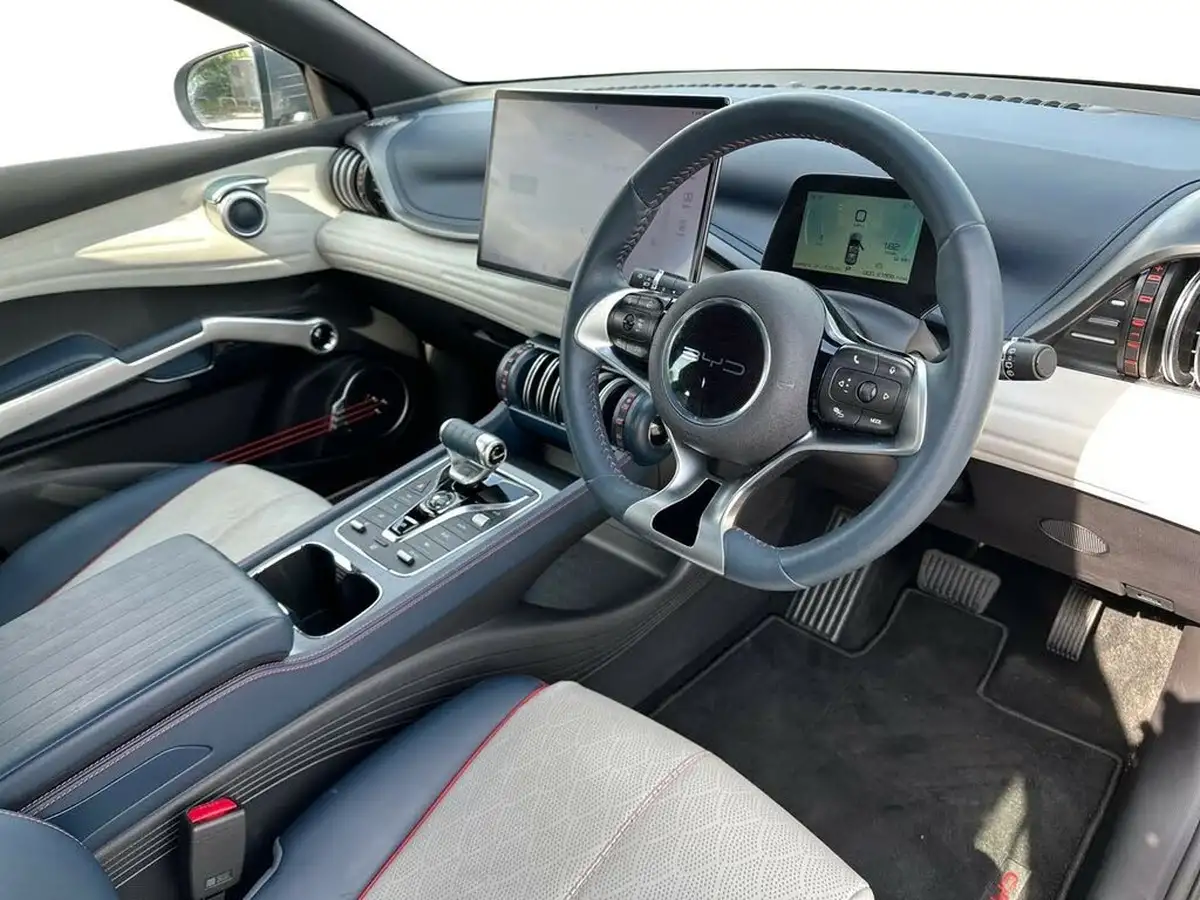 2024-byd-atto-3-e-design-big-9
