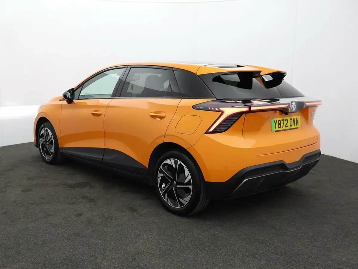 2022-mg-mg4-e-trophy-ev-big-7