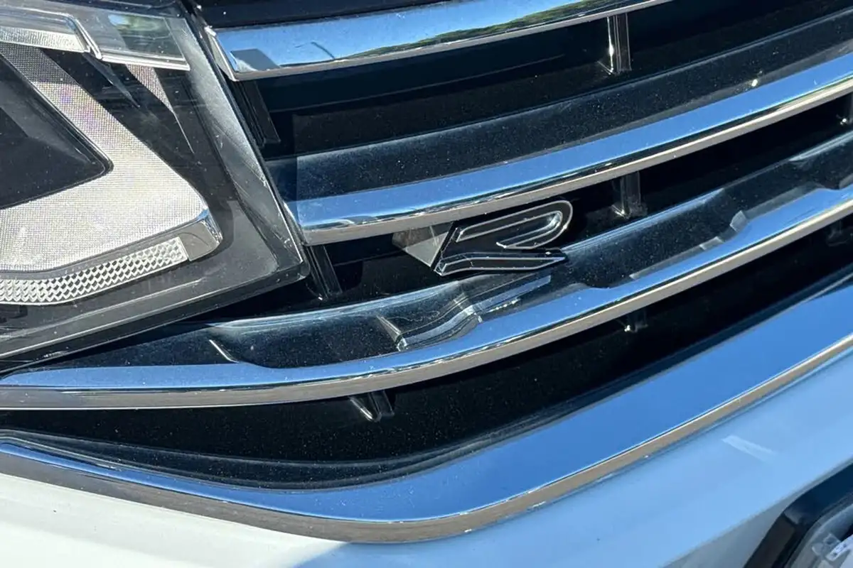 2023-volkswagen-tiguan-15-tsi-r-line-edition-big-24