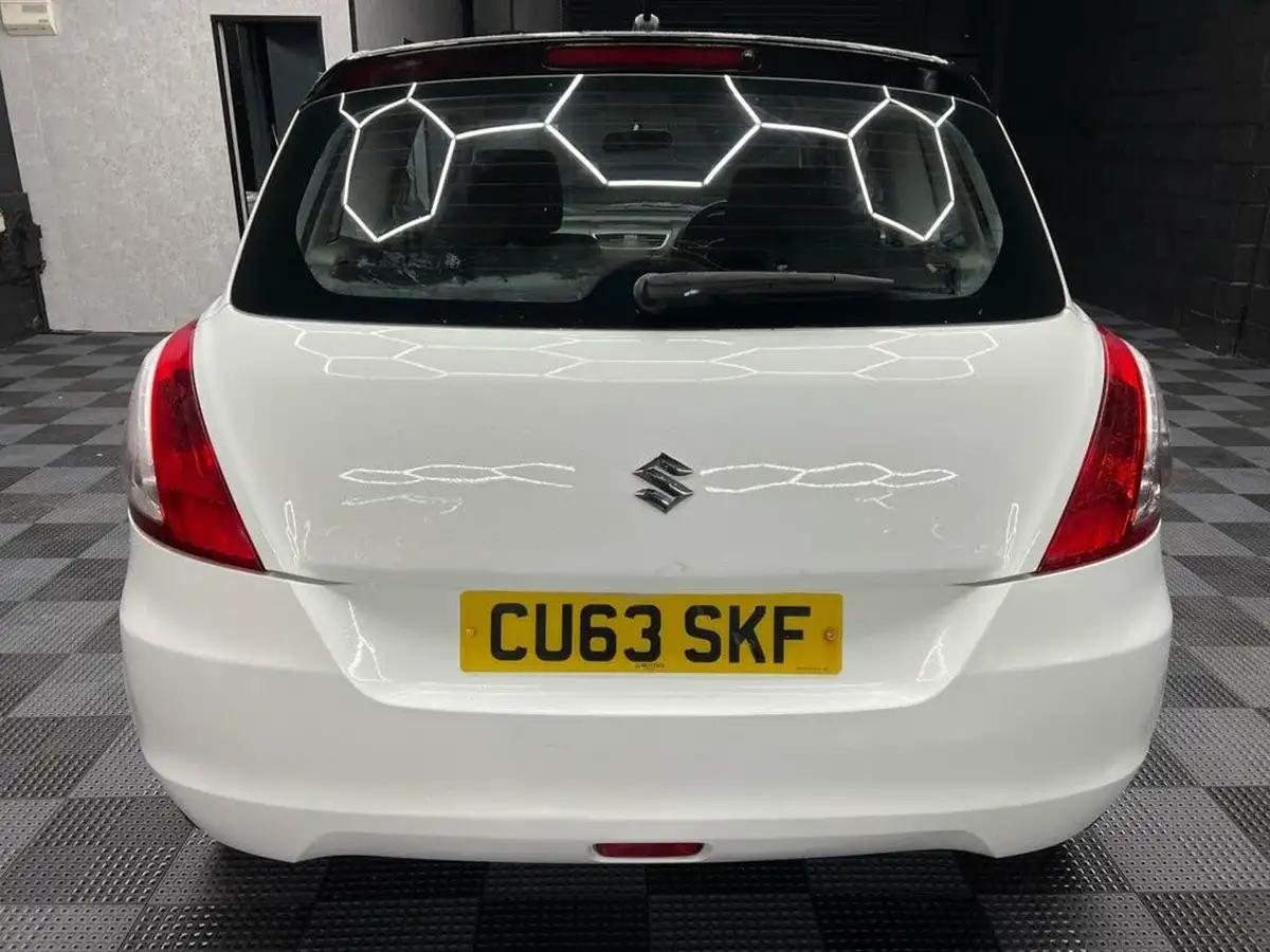 2013-suzuki-swift-12-sz2-3d-big-3