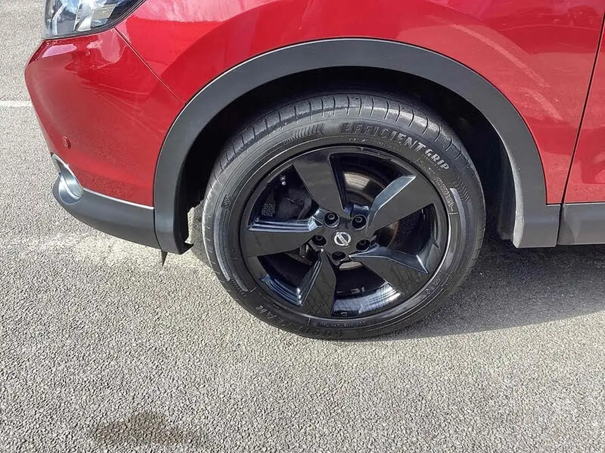 2015-nissan-qashqai-12-n-tec-big-26