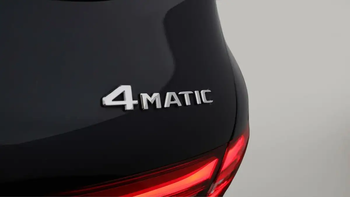 2018-mercedes-benz-glc-class-21d-glc220d-amg-line-premiumss-station-wagon-5d-big-21