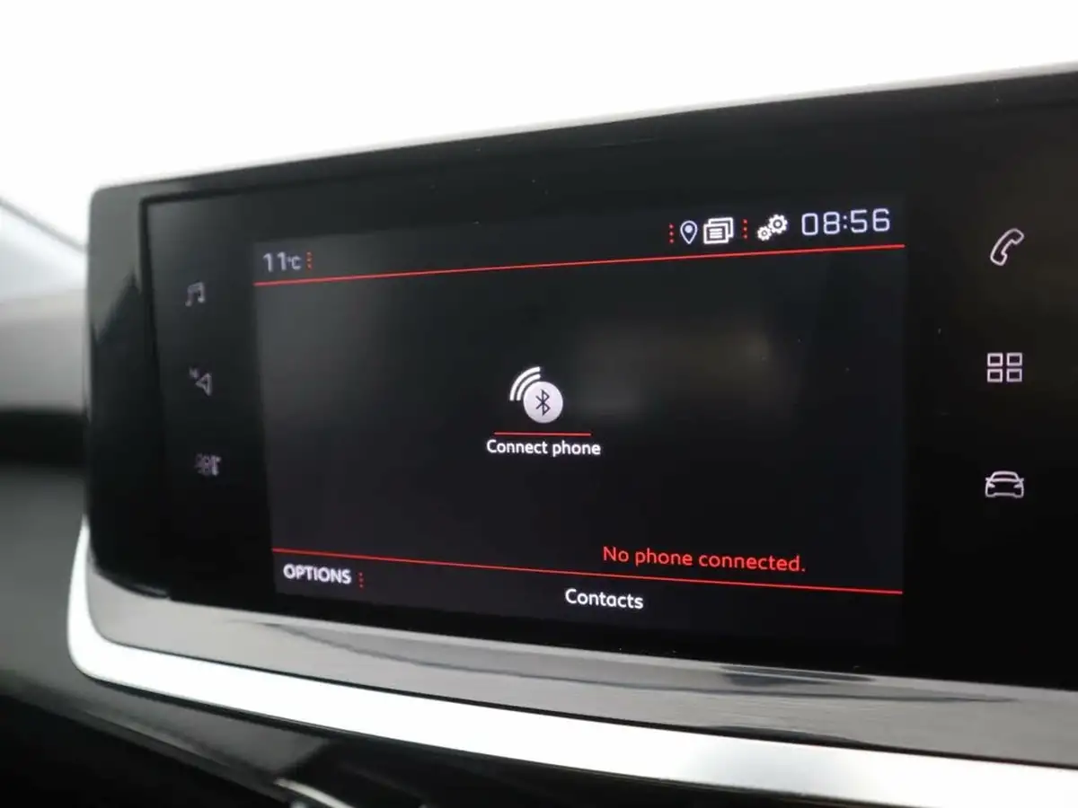 2023-peugeot-208-12-puretech-allure-premium-100ps-eat8-big-24