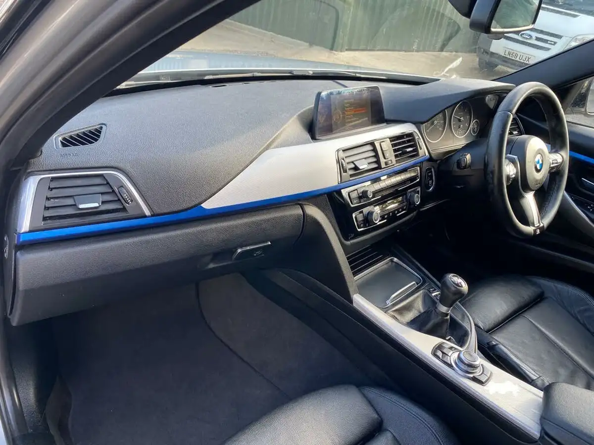 2017-bmw-3-series-20td-320d-m-sport-saloon-4d-big-13