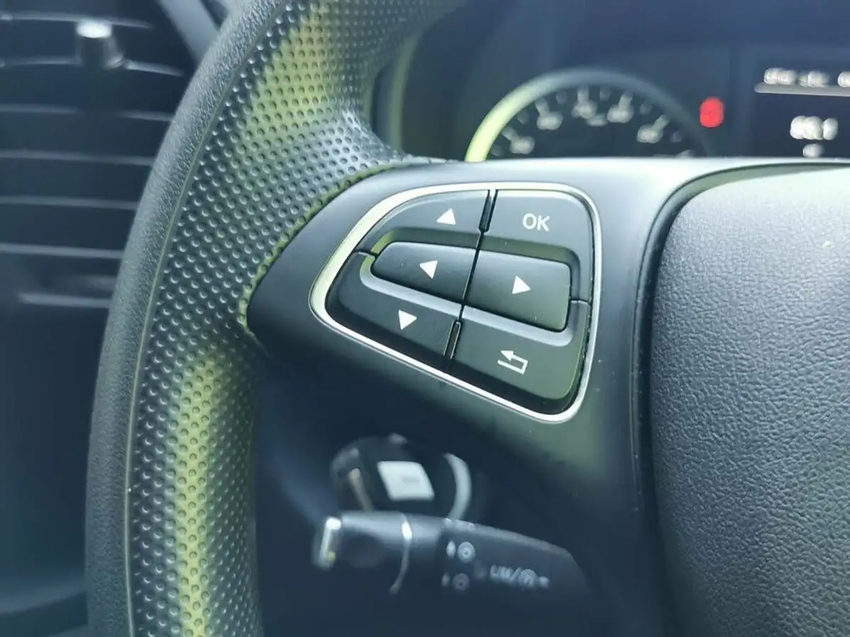 2022-mercedes-benz-vito-e-progressive-l2-big-10