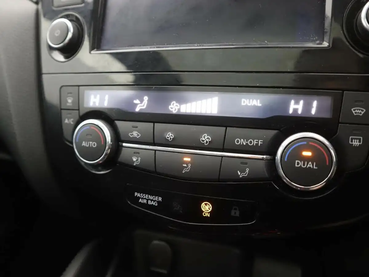 2018-nissan-qashqai-13-dig-t-tekna-160ps-dct-big-29