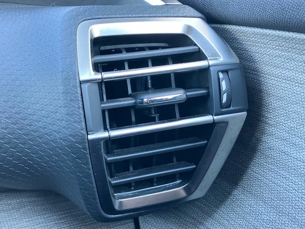 2022-citroen-c5-x-12-puretech-shine-big-35