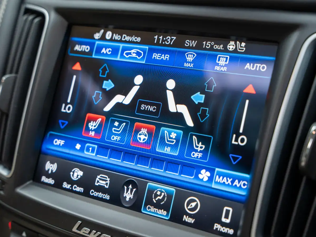 2020-maserati-levante-38-gts-big-7