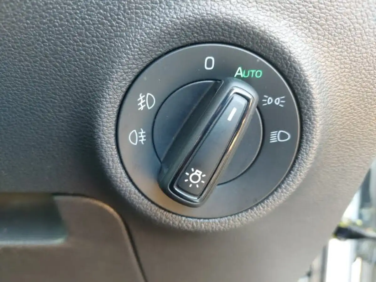 2019-skoda-karoq-16tdi-se-big-18