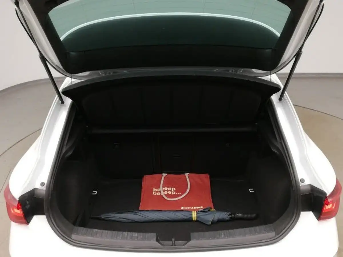 2023-seat-leon-10-etsi-evo-fr-sport-hatchback-big-7