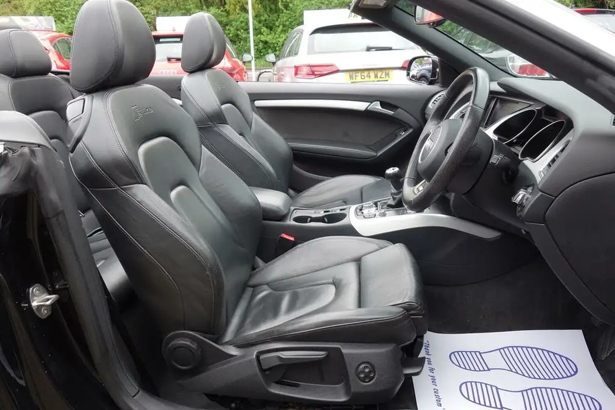 2015-audi-a5-18-tfsi-s-line-cabriolet-2d-big-14