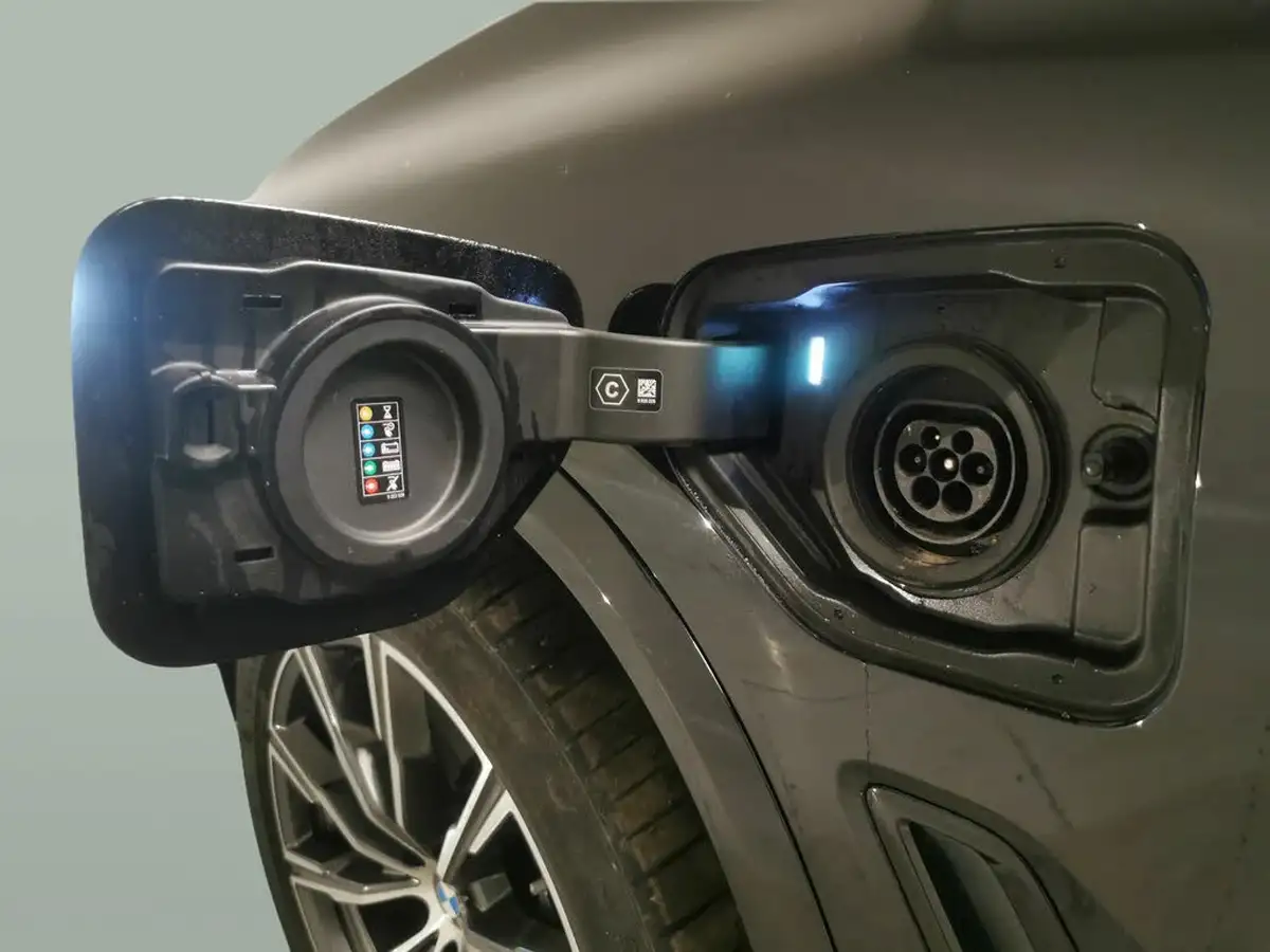 2021-bmw-x5-30-xdrive-45e-m-sport-big-40