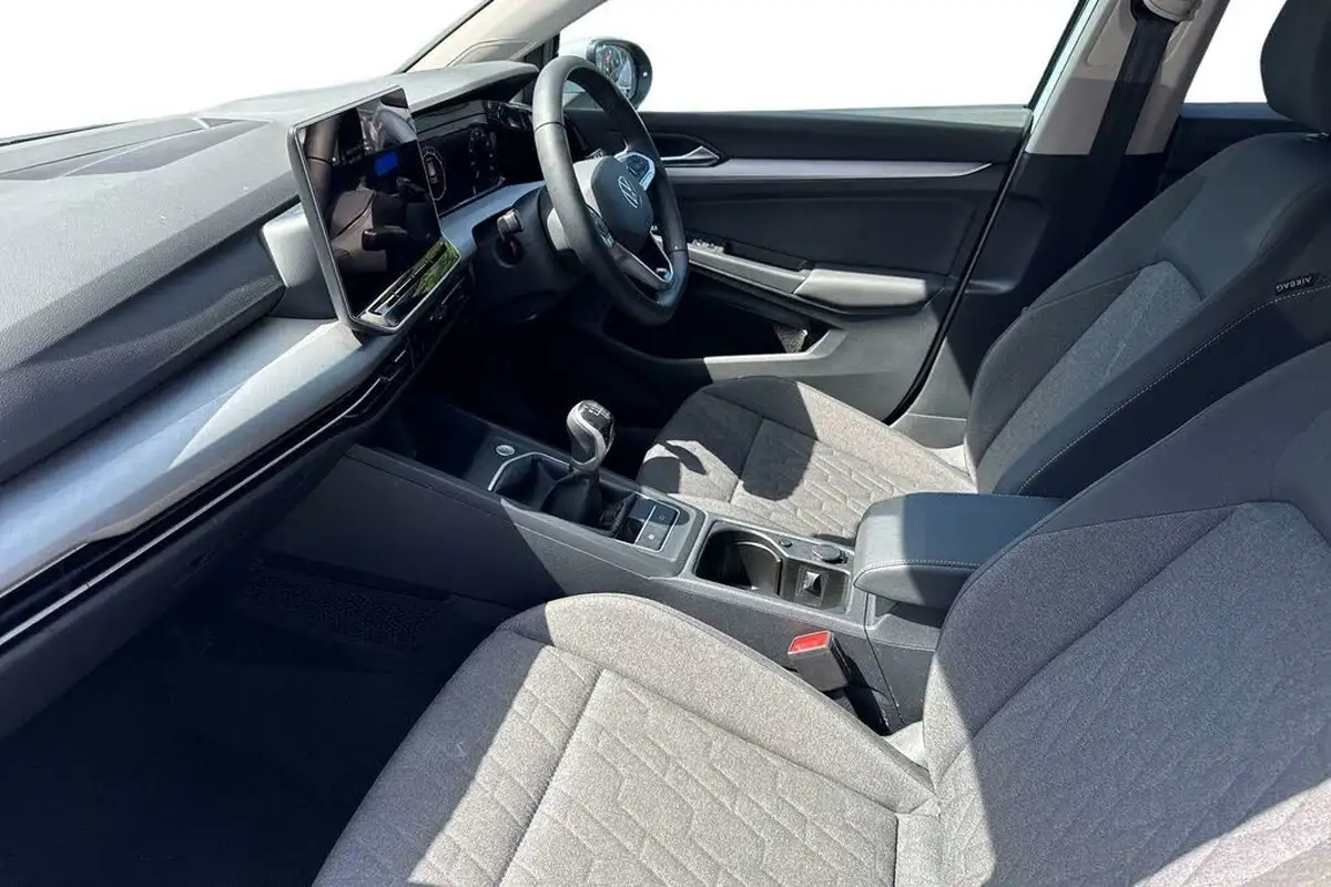 2024-volkswagen-golf-15-tsi-match-115ps-big-34