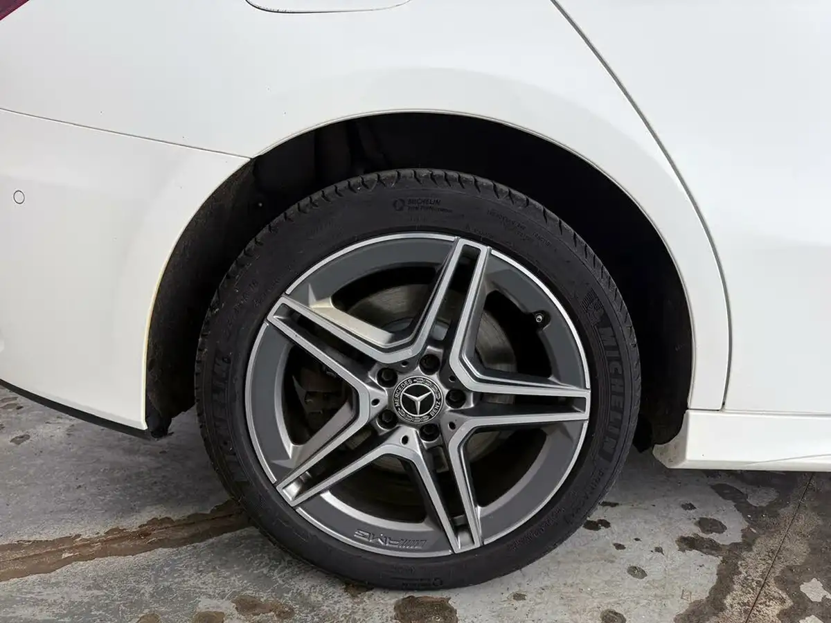2021-mercedes-benz-a-class-13-a250e-amg-line-executive-saloon-4d-big-37