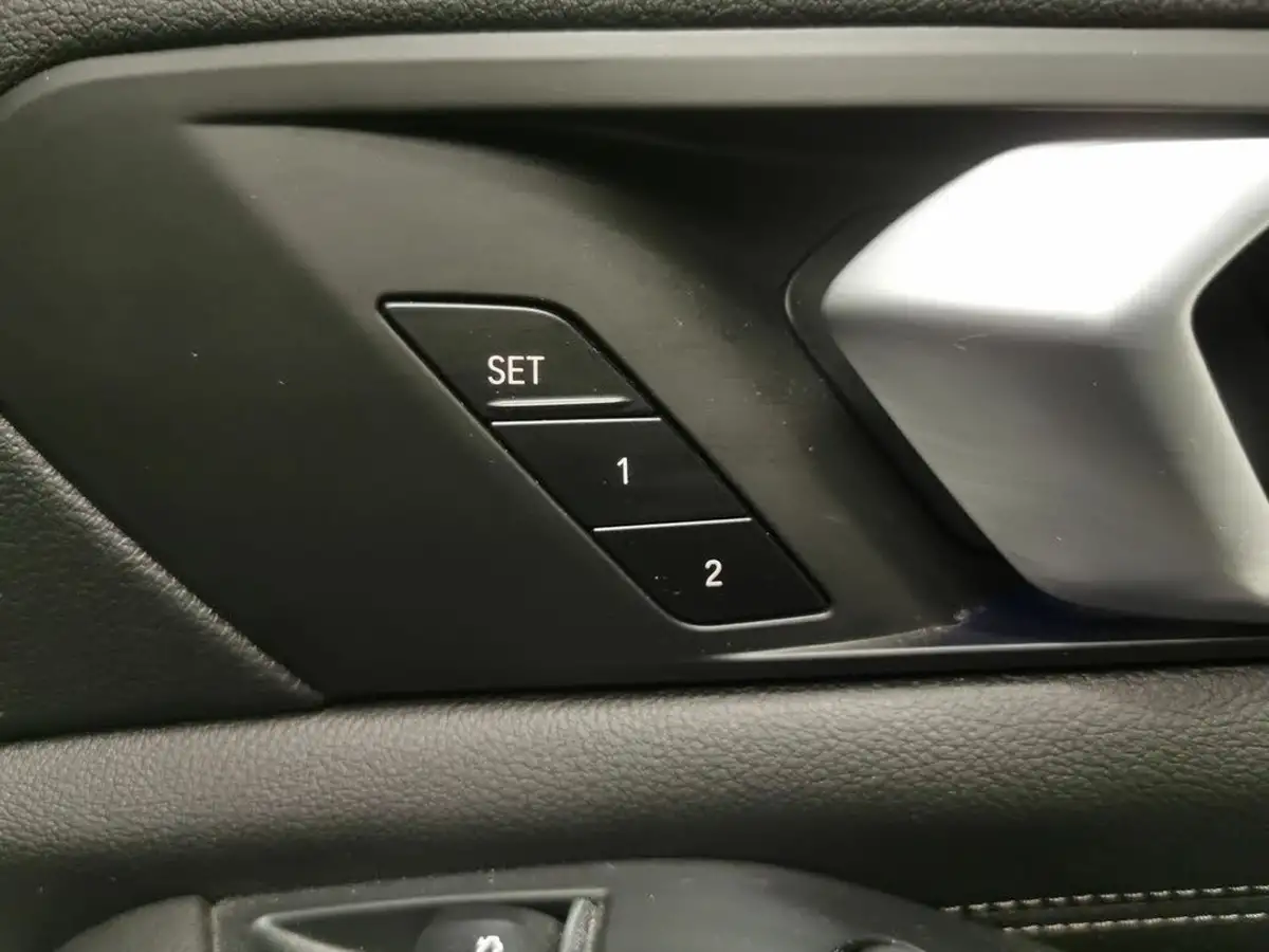 2021-bmw-x5-30-xdrive-45e-m-sport-big-16