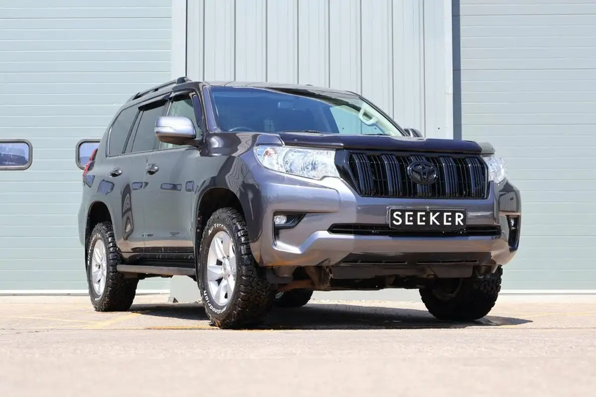 2022-toyota-land-cruiser-28d-4d-active-commercial-lwb-5-big-0