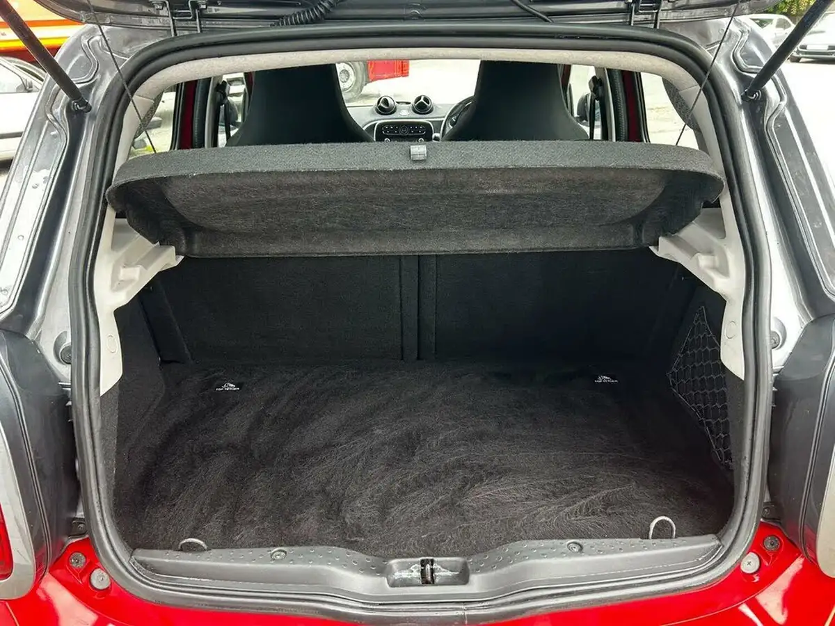 2018-smart-forfour-10-passion-71bhp-big-32