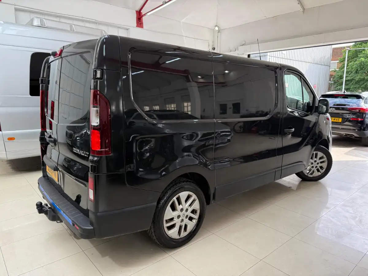 2019-renault-trafic-16dci-sl27-120-sport-nav-e6-panel-van-big-6