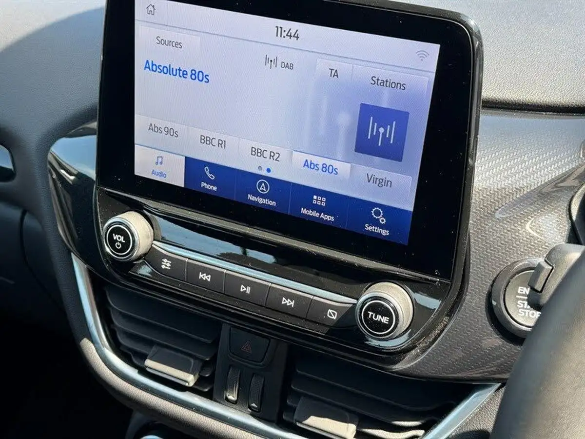 2021-ford-puma-suv-10-titanium-125ps-hybrid-mhev-big-18