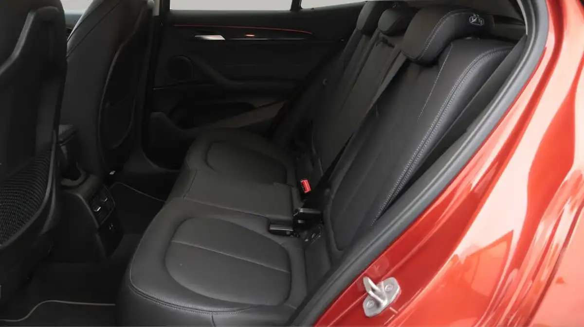 2021-bmw-x2-20-sdrive20i-sport-big-16
