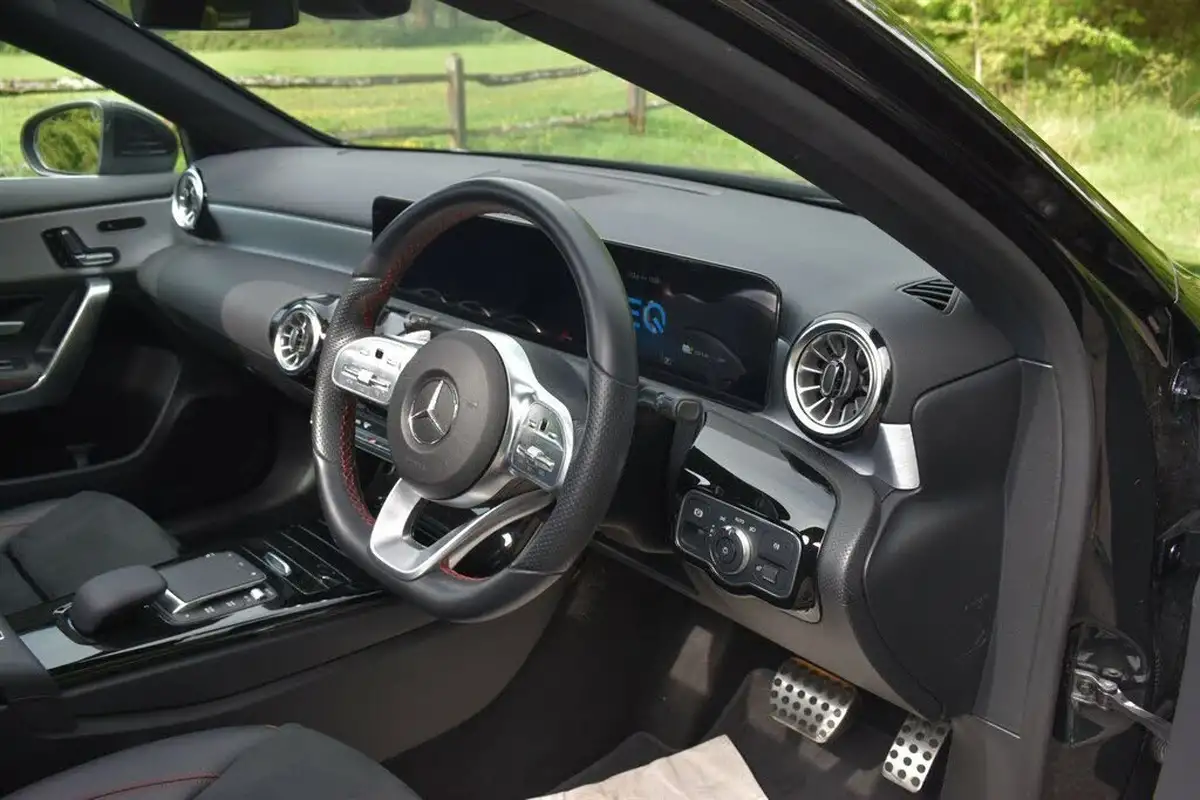 2021-mercedes-benz-a-class-13-a250e-amg-line-premium-plus-saloon-4d-big-29