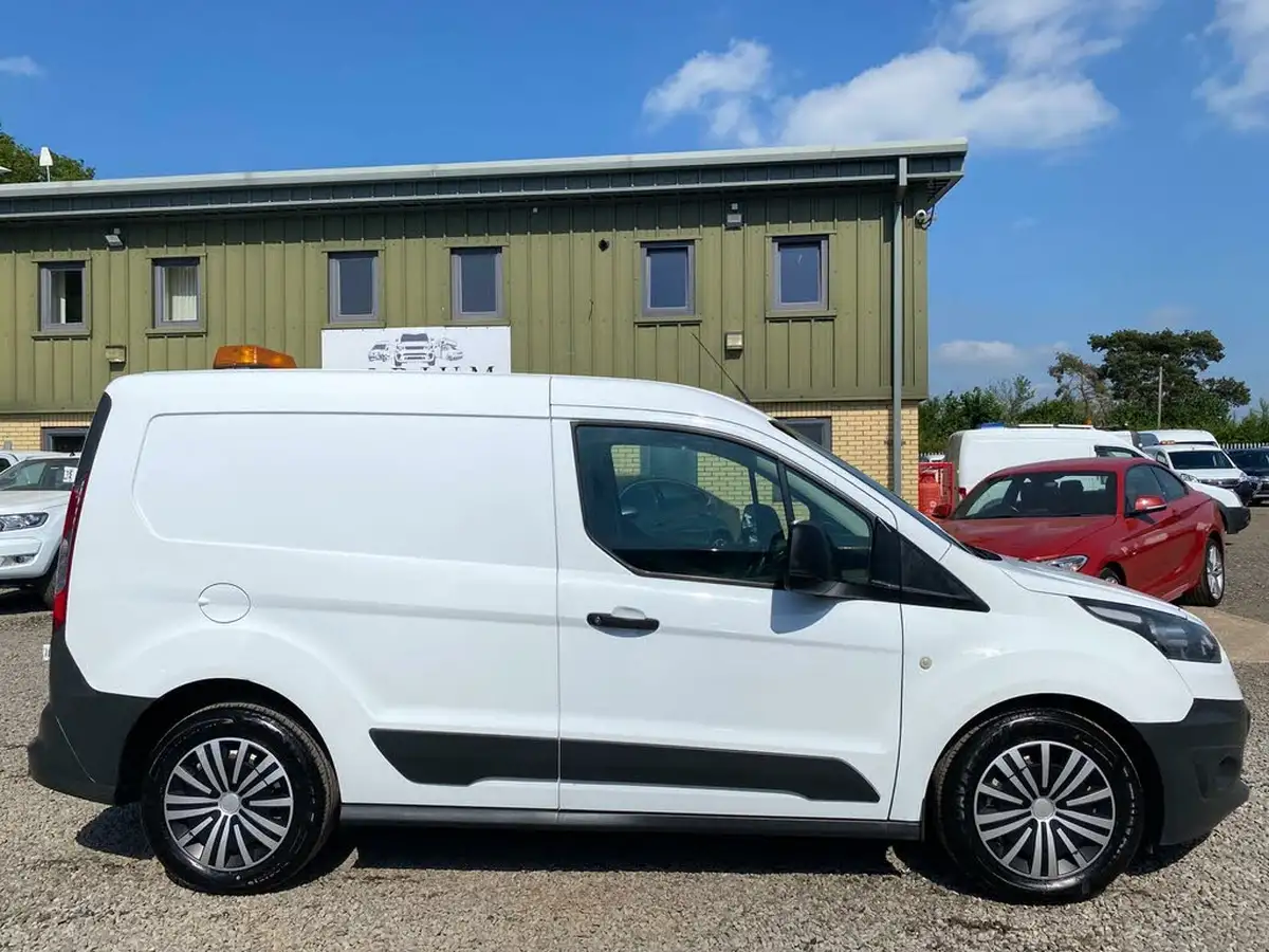 2016-ford-transit-connect-16tdci-l1-200-panel-big-15