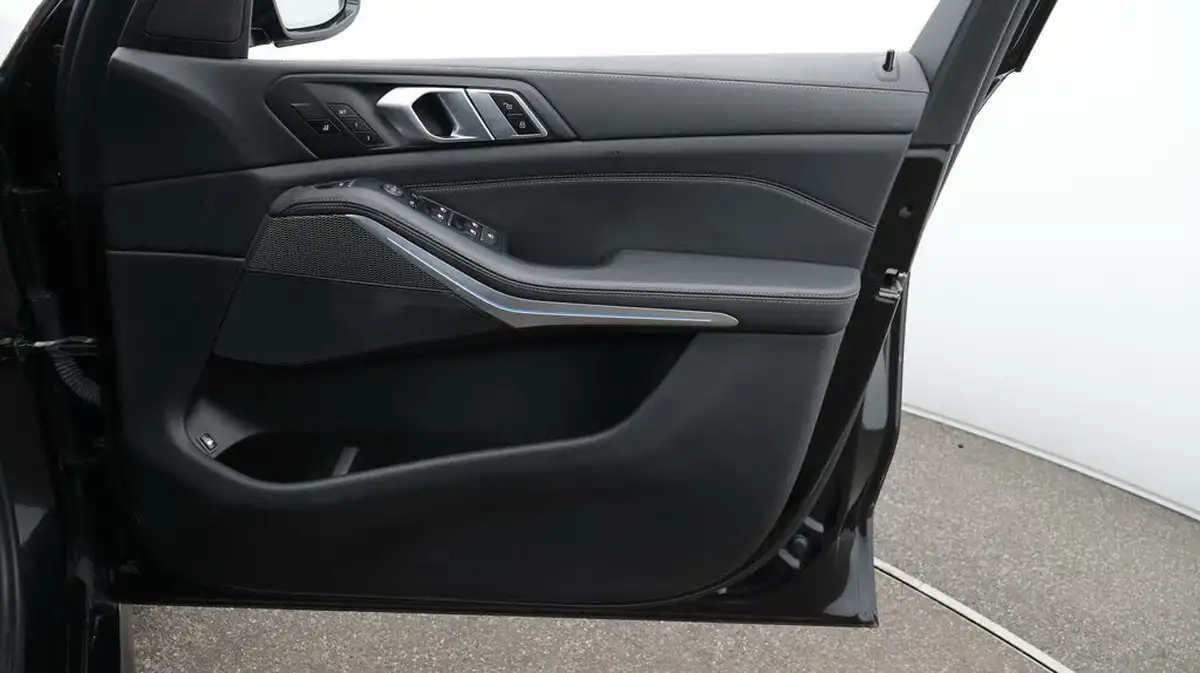 2020-bmw-x5-30-xdrive-45e-m-sport-big-15