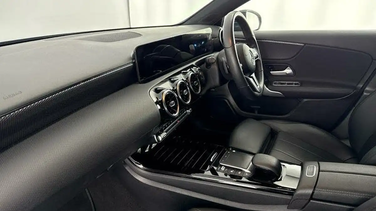 2022-mercedes-benz-a-class-13-a180-sport-executive-edition-hatchback-5d-7g-dct-big-1