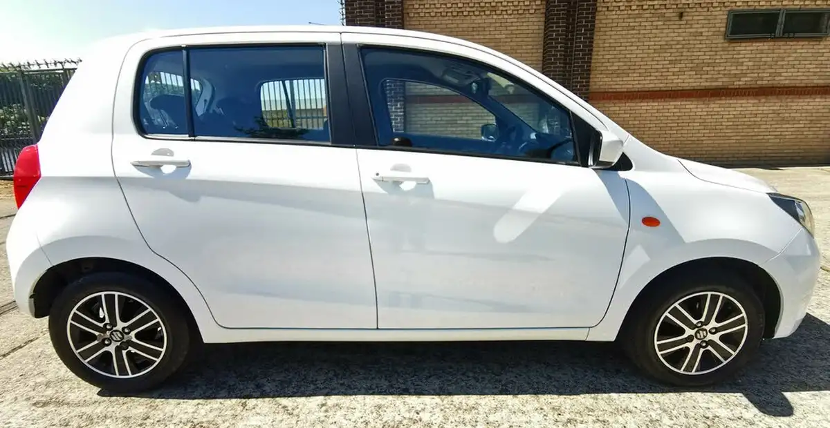2018-suzuki-celerio-10-sz4-ags-big-5