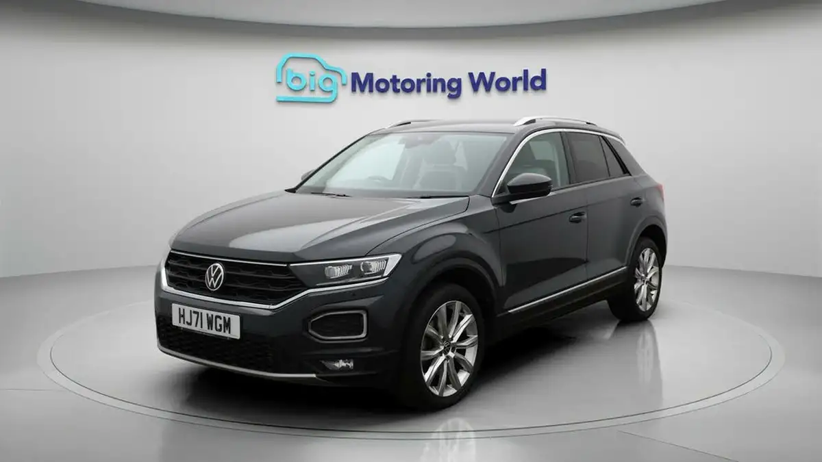 2021-volkswagen-t-roc-20-tsi-sel-big-3