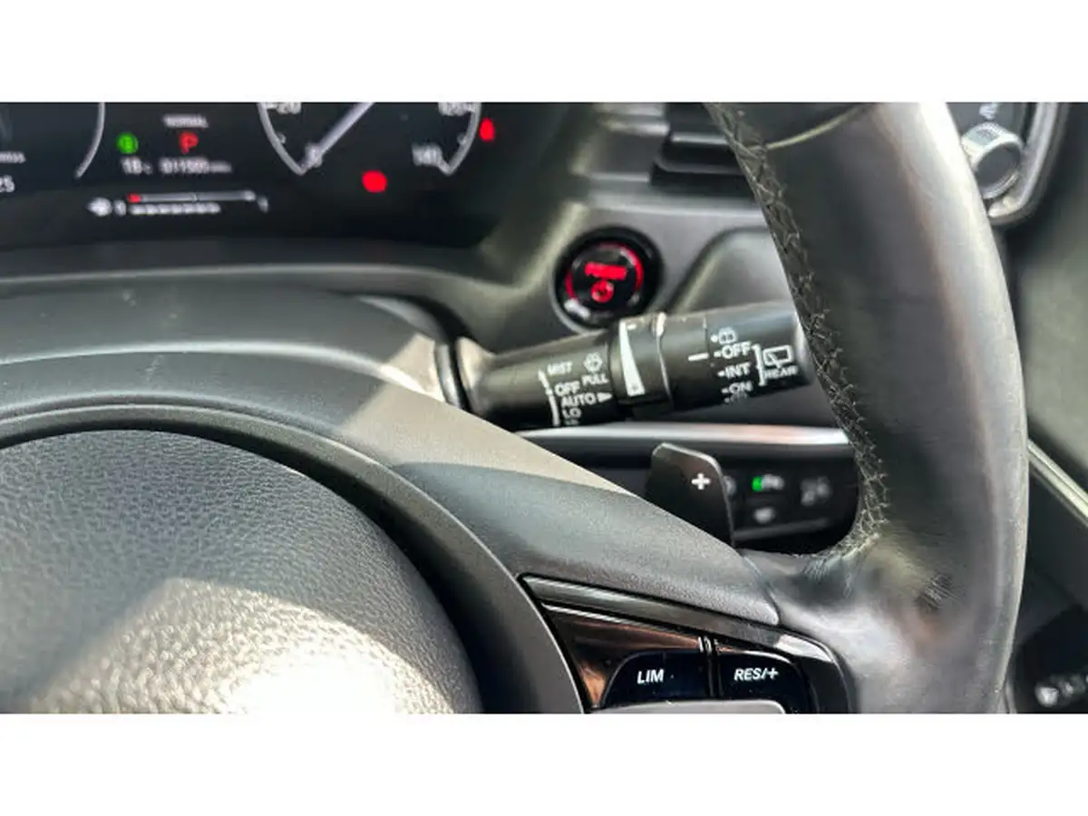 2022-honda-hr-v-15-i-mmd-advance-big-42