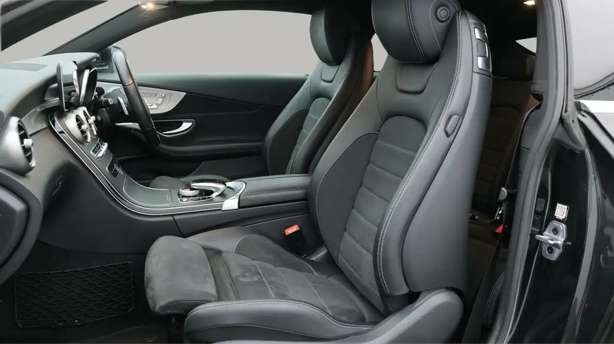 2019-mercedes-benz-c-class-20d-c300d-amg-line-244ps-premium-coupe-2d-big-14