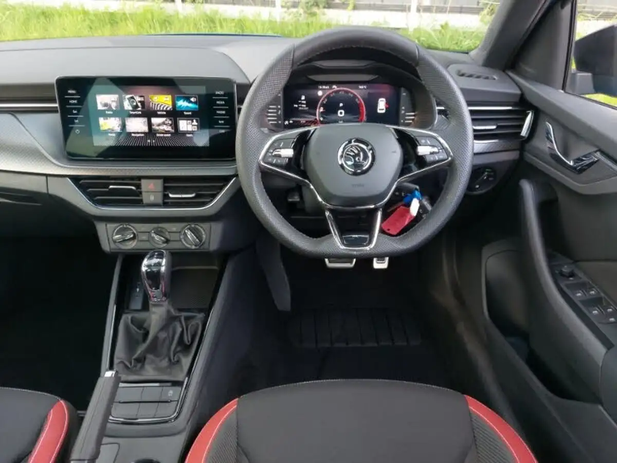 2024-skoda-kamiq-10-tsi-monte-carlo-110ps-dsg-big-6
