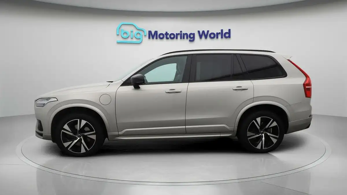 2021-volvo-xc90-20-t8-r-design-390bhp-big-4