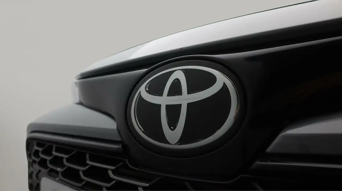 2022-toyota-corolla-20-vvt-i-gr-sport-181bhp-spare-wheel-hatchback-big-20