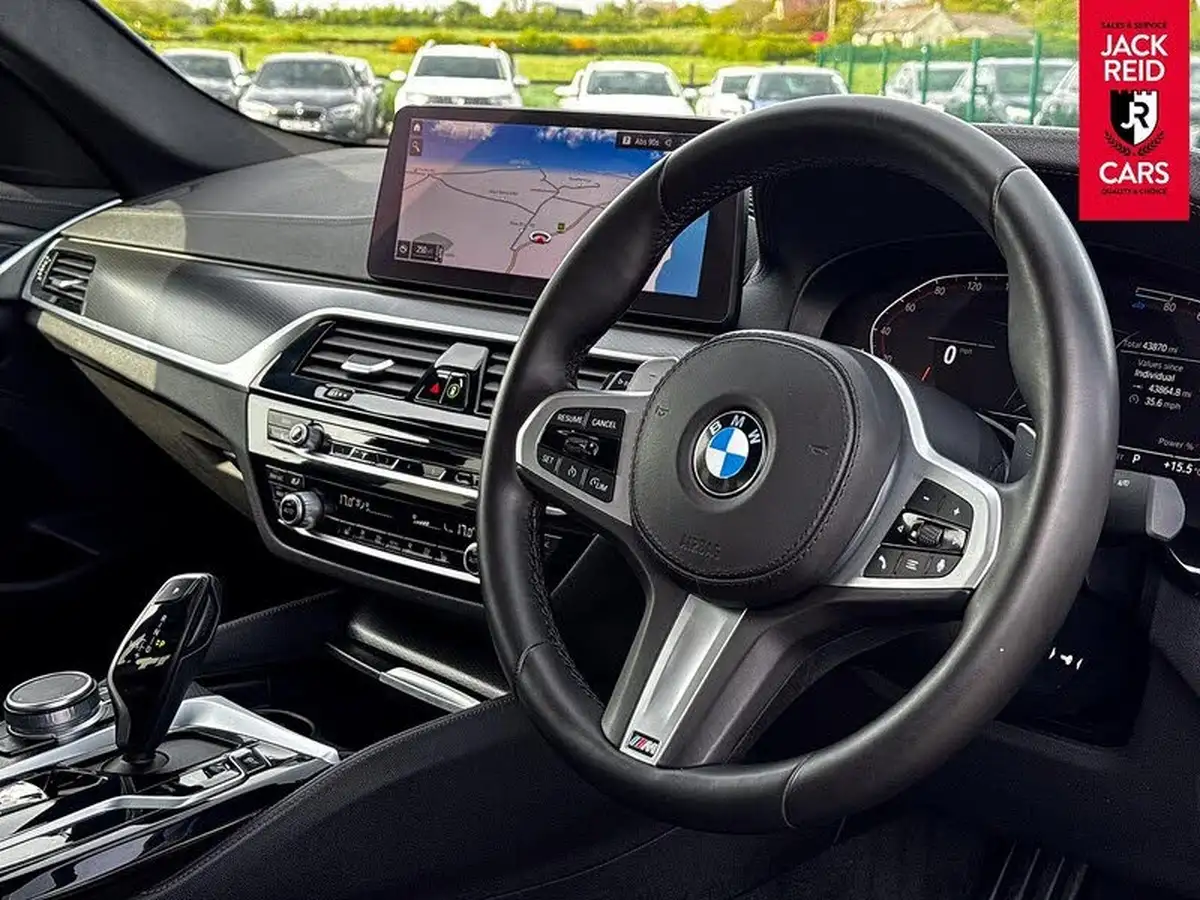 2021-bmw-5-series-20td-520d-m-sport-mht-saloon-4d-big-6