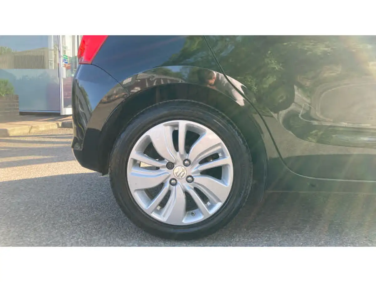 2018-suzuki-swift-10-boosterjet-sz-t-111ps-big-6