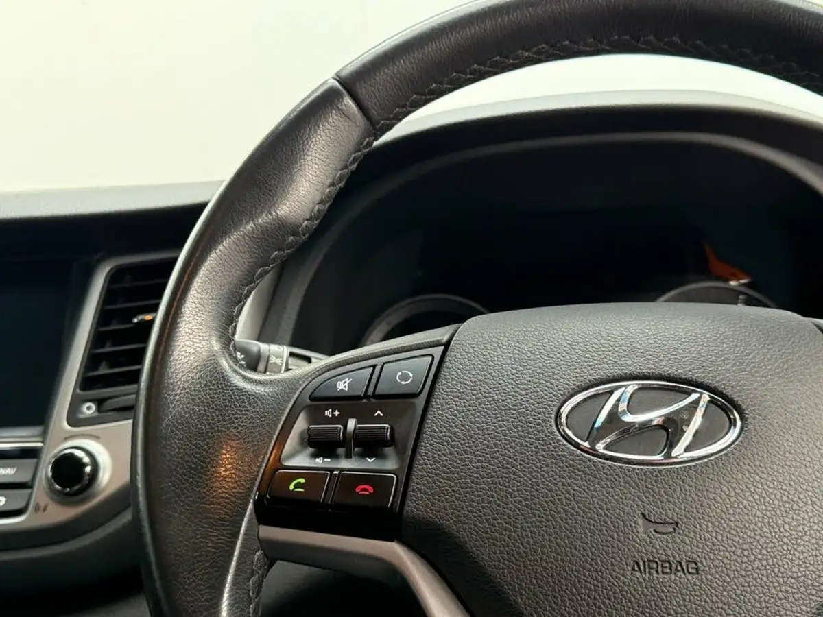 2017-hyundai-tucson-17crdi-blue-drive-premium-141ps-dct-big-20