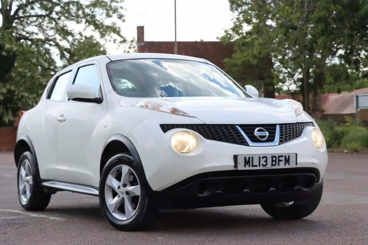 2013-nissan-juke-16-visia-16v-big-1