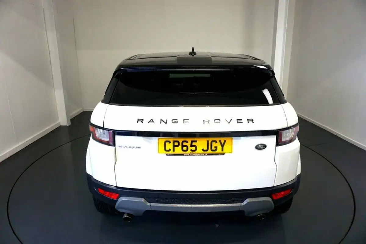 2015-land-rover-range-rover-evoque-20td4-se-tech-ss-hatchback-5d-big-6
