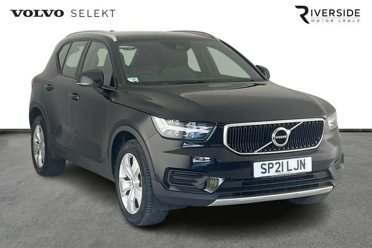 2021-volvo-xc40-20-b4-momentum-197bhp-awd-geartronic-big-0