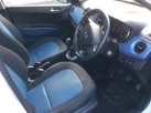 2016-hyundai-i10-10-blue-drive-premium-small-2