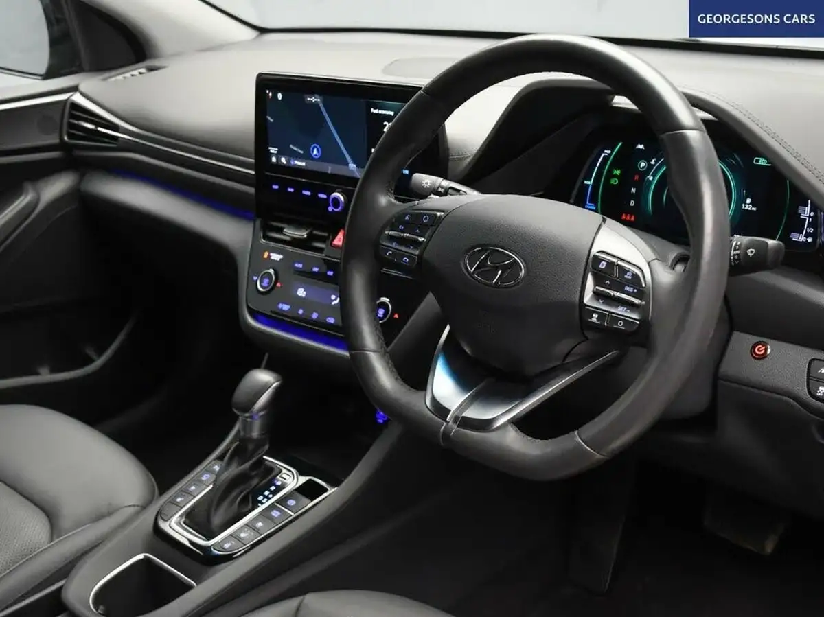 2021-hyundai-ioniq-16-gdi-premium-se-hybrid-big-10